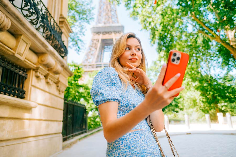 look Parisienne