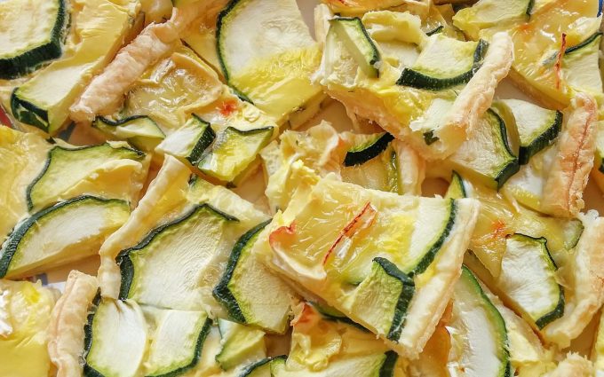 tarte salée aux pommes de terre et courgettes,